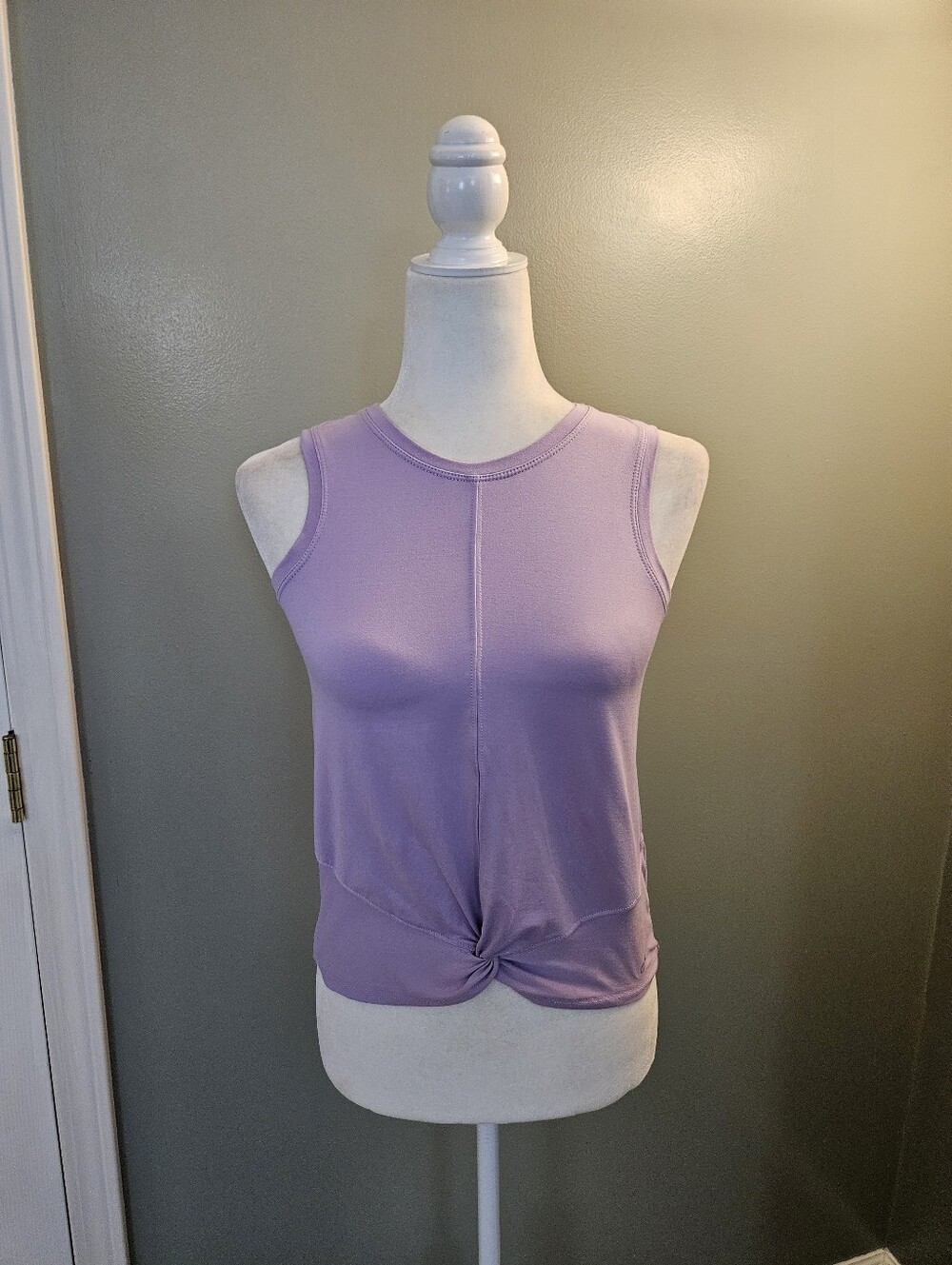 Freely Women’s Lavender Twist-Front Tank Top Size Large L